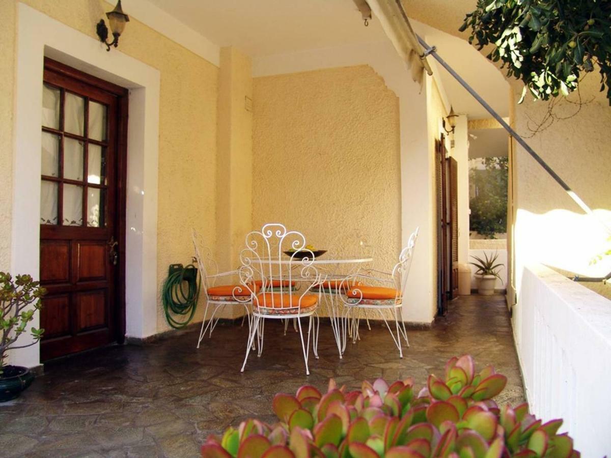 artística Ermioni Exterior foto